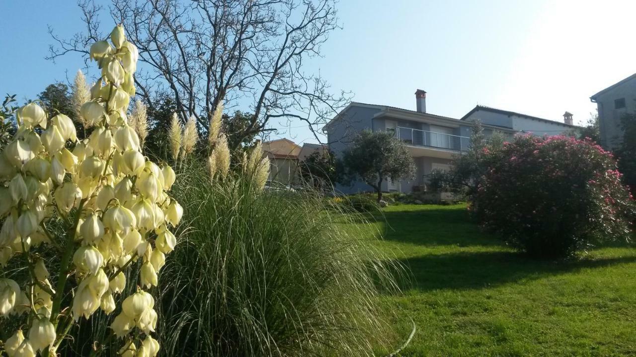 Vito & Maria Eco Friendly Accommodation Banjole Exterior foto